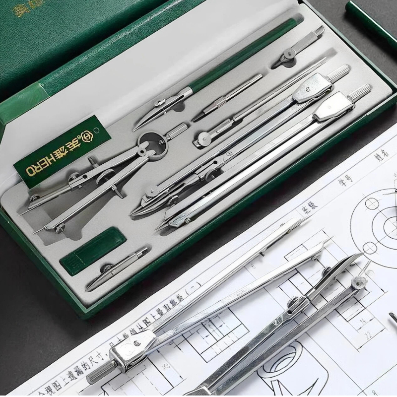 Hero Metal Compass Set Enginee - Compass Geometry Set のレビューと価格