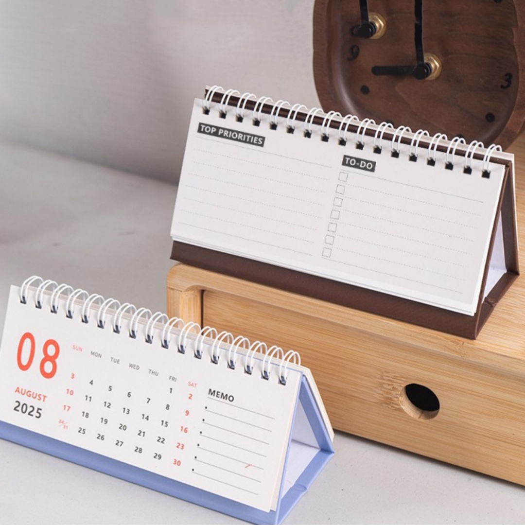 Simple Desk Calendar 2025-2026 - Office Stationery Supply List のレビューと価格